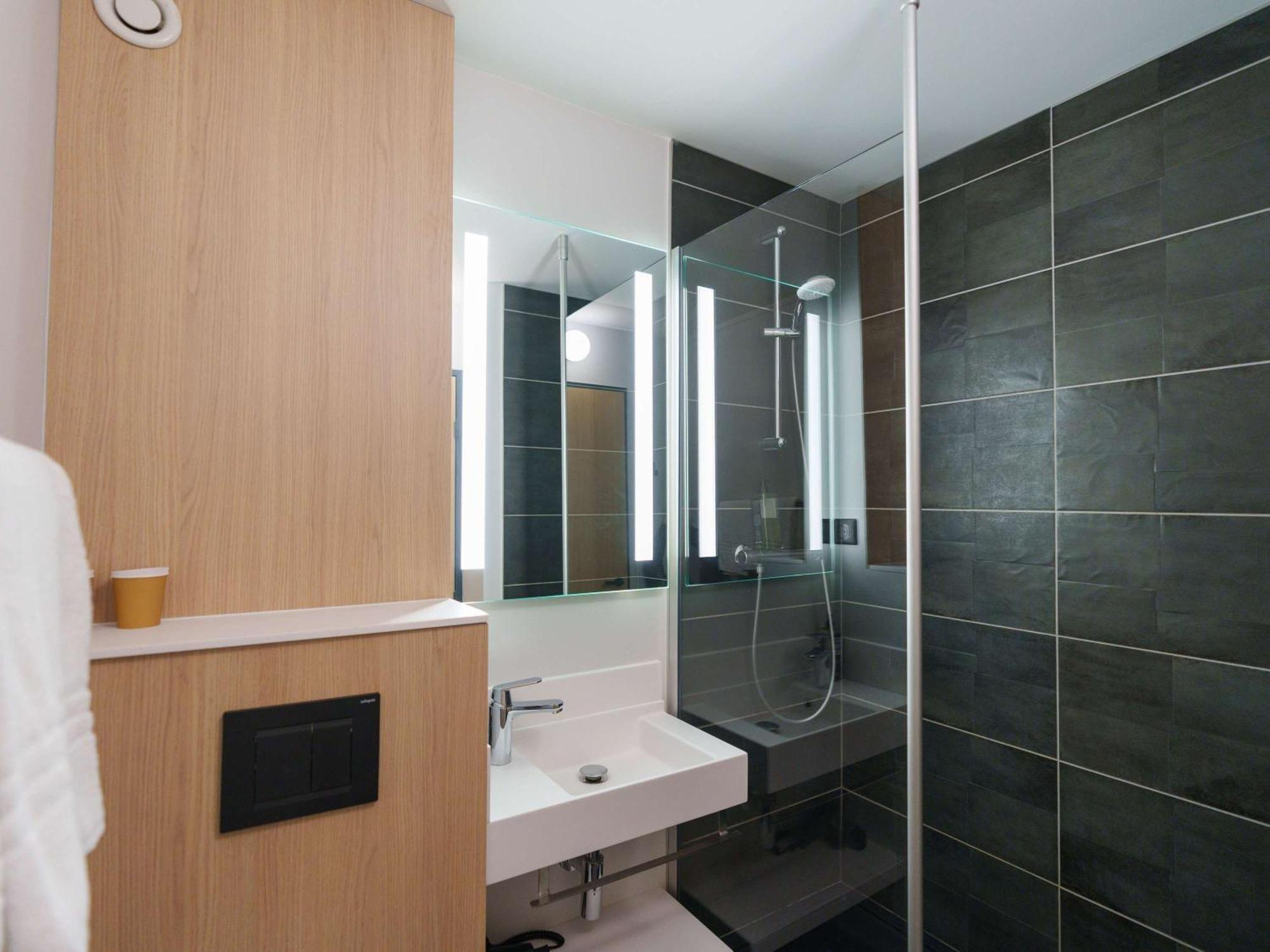 Ibis Laon Hotel Exterior photo